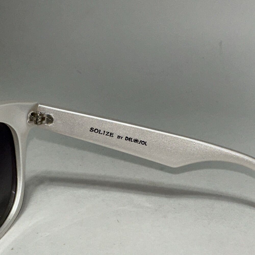 Solize By Del Sol Sweet Caroline Sunglasses - Picture 5 of 5